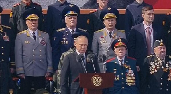 Putin’den Zafer Günü açıklaması: Ukrayna'ya müdahale etmek zorunda kaldık