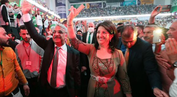 Tutuklu siyasetçilerden HDP Kongresi’ne mesaj: Bizim kitabımızda teslim olmak, biat etmek yoktur