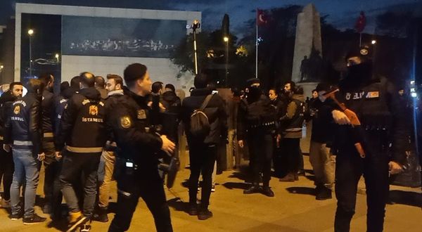HDP'nin savaş karşıtı protestosuna polis müdahalesi
