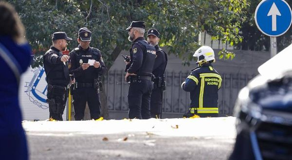 Ukrayna'nın Madrid Büyükelçiliği'nde açılan zarf patladı: 1 kişi yaralandı
