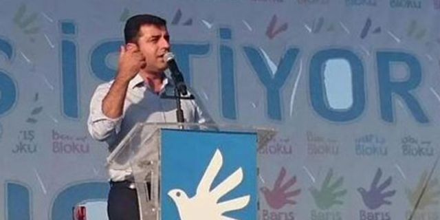 Demirtaş Davutoğlu'na seslendi: IŞİD'le, şiddetle, silahla arana mesafe koy!