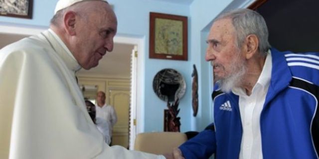 Papa, Havana'da Fidel Castro ile görüştü