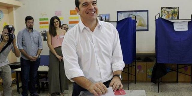 Tsipras oyunu attı ve ilk mesajını verdi