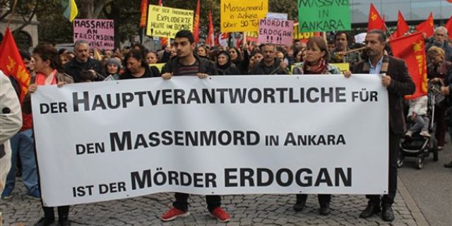 Almanya'da on binler Ankara katliamını protesto etti