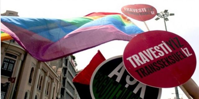 Bir grup aktivist LGBTİ’den T harfini çıkartmak istiyor