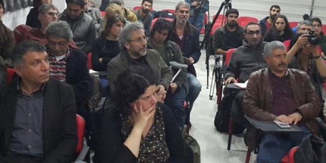 Can Dündar, Haber Nöbeti'nin Diyarbakır'daki son toplantısına katıldı