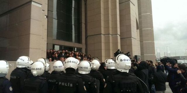 İstanbul'da avukatlara müdahale