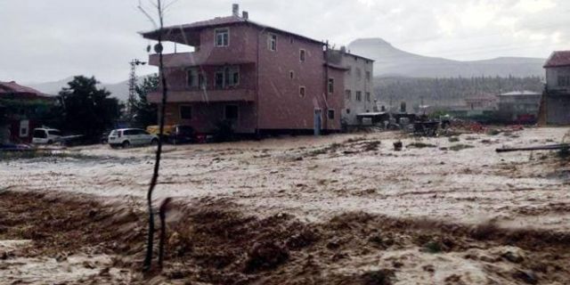 Antep ve Kayseri’de sel: 1 kişi hayatını kaybetti