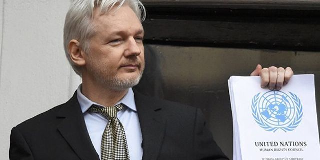 Assange'dan Obama'ya: Manning'i bırak, beni al