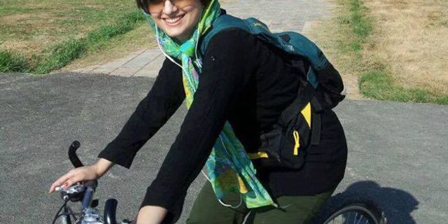 İran'da kadınlardan bisiklet eylemi