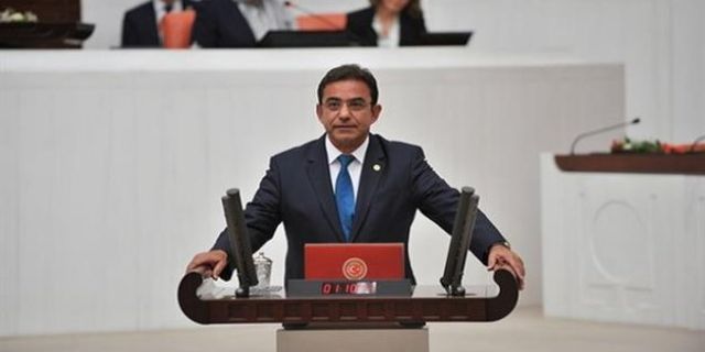 CHP’li Budak belediye başkanlarının yurt dışına çıkışlarının izne bağlanmasını eleştirdi