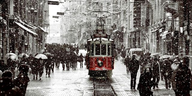 İstanbul'a mevsimin ilk karı geliyor