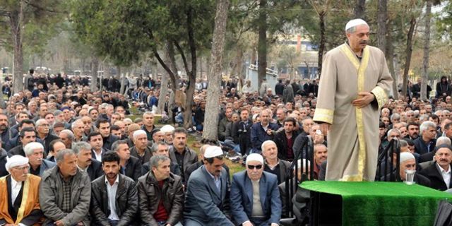 HDP'li vekile "sivil cuma namazı" davası
