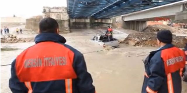 Mersin'de aşırı yağışlar sele neden oldu