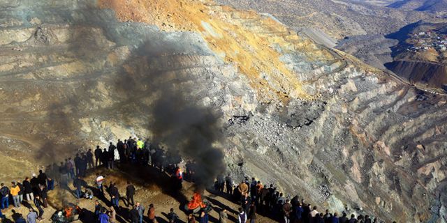 Şirvan'da madenciler eyleme başladı