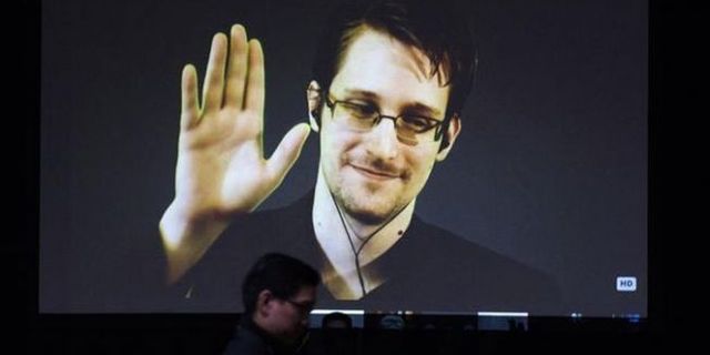 Snowden, Rusya'nın kendisini ABD'ye teslim edeceğine dair iddiaları yalanladı