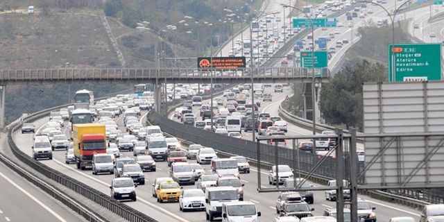 İstanbul'da yarın bazı yollar trafiğe kapalı