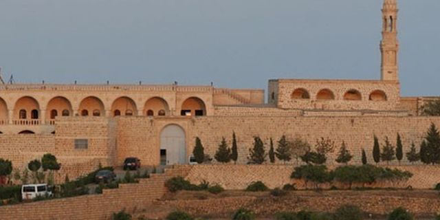 Süryani cemaatine ait çok sayıda kilise, manastır ve mezarlık Diyanet'e devredildi