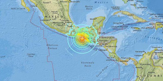 Meksika’da deprem: 6 ülkeye tsunami uyarısı