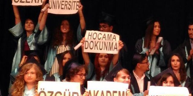 “Barış, Adalet, Özgür Akademi” diyen Ege Üniversitesi mezunlarına soruşturma