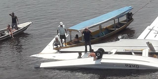 Greenpeace uçağı düştü: 1 ölü, 4 yaralı