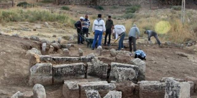 Hasankeyf'te Artuklu dönemine ait 60 mezar bulundu