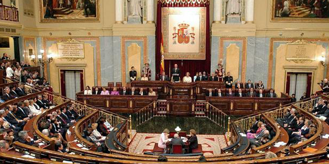 İspanya'da Senato Katalonya için toplandı
