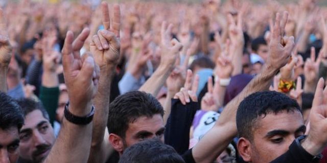 Zafer işareti hapsine AİHM'den Türkiye'ye mahkumiyet