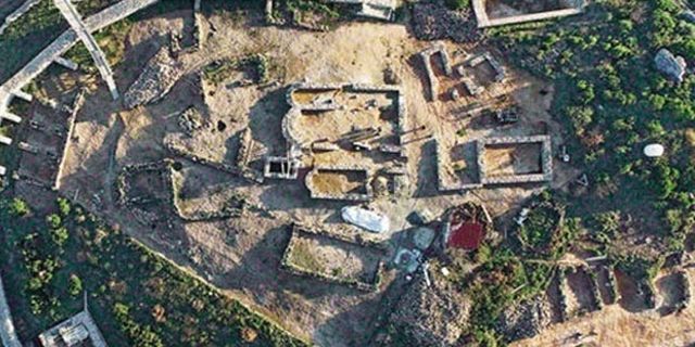 Aydos Kalesi'nde kilise, su sarnıçları ve mezarlar ortaya çıktı