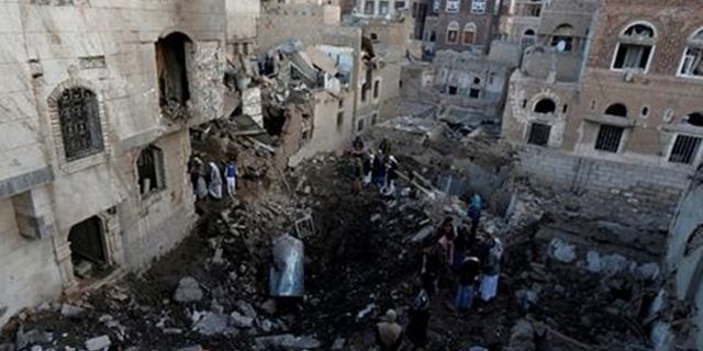 Suudi Arabistan Yemen'i vurdu: En az 39 ölü