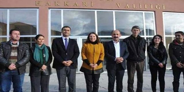 Hakkari Valiliği, HDP milletvekillerini protokolden çıkardı