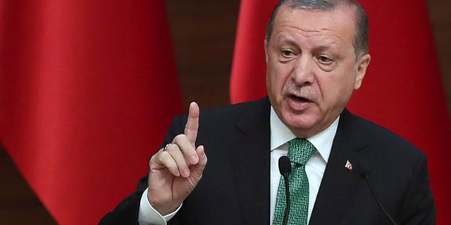 Times: Türkiye Cumhurbaşkanı Suriye'de ateş ile oynuyor