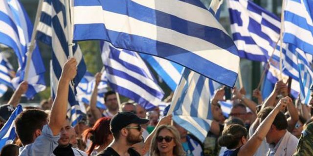 Makedonya anlaşması sonrası Yunanistan'da siyaset yeniden şekillenebilir