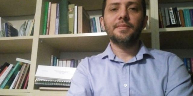 KHK'lı akademisyen Cenk Yiğiter, gözaltına alındı