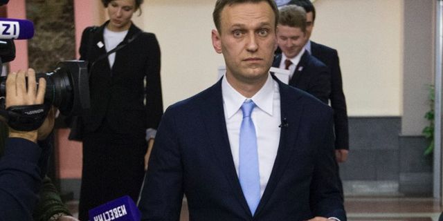 Moskova'daki dev protestolardan günler sonra muhalif lider Navalny gözaltına alındı