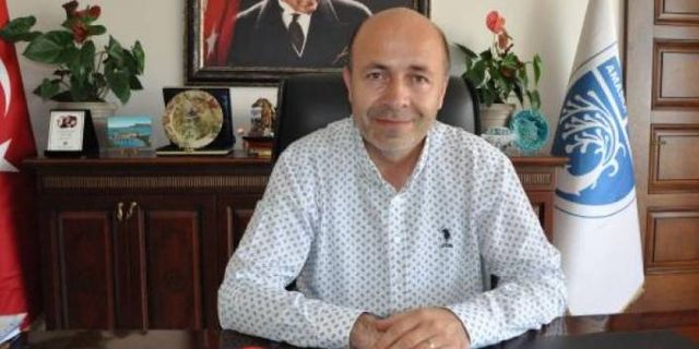 CHP'li belediye başkanına bıçaklı saldırı