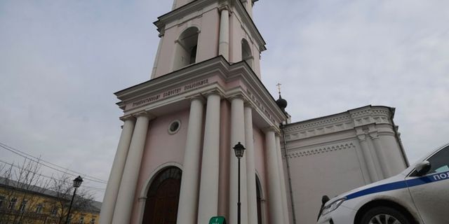 Kilisede bıçaklı saldırı