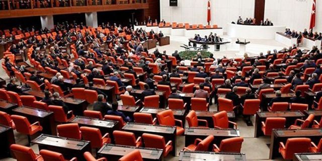 HDP ve CHP’den şerh: Fişleme düzenlemesi örgütlenme hakkını ihlal ediyor