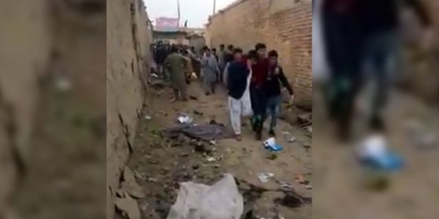 Afganistan'da bombalı saldırı: 13 ölü