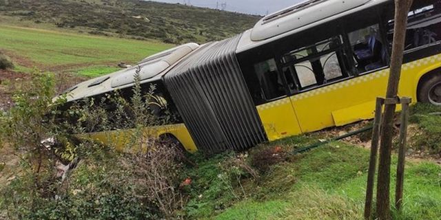Başakşehir'de İETT otobüsü devrildi
