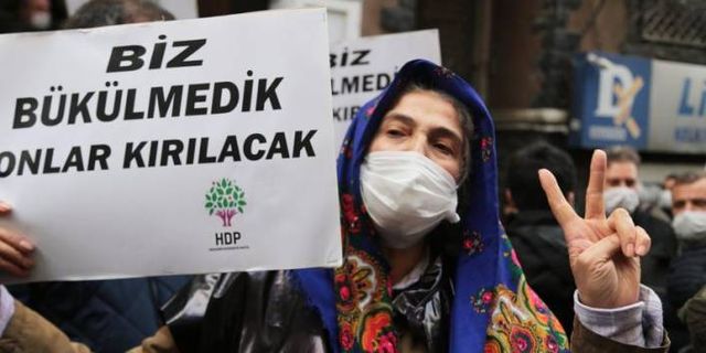 Taksim'de gözaltına alınan HDP İstanbul İl Örgütü üyeleri serbest bırakıldı