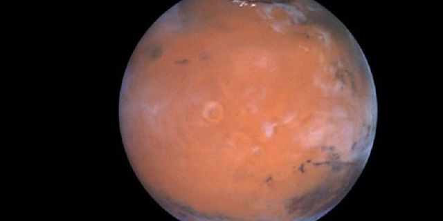 Araştırma: Mars uzaya su sızdırıyor
