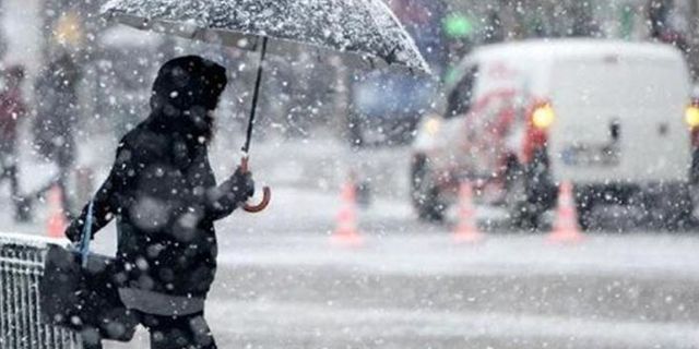 Meteoroloji'den peş peşe kar, sağanak ve fırtına uyarısı