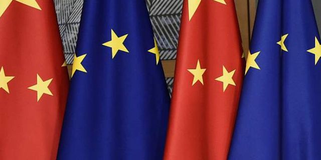 AB, Çin ile imzaladığı yatırım anlaşmasının Avrupa Parlamentosu'ndaki onay sürecini askıya aldı
