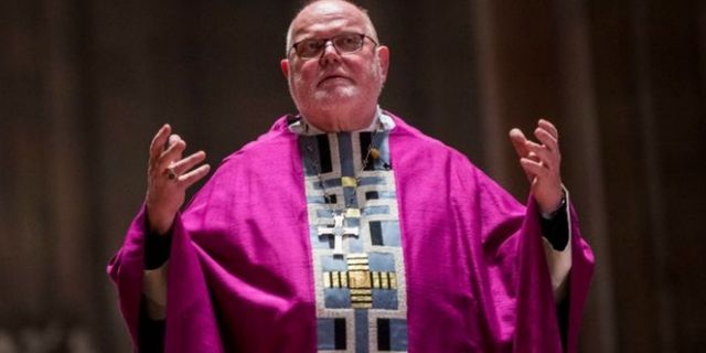 Başpiskopos, 'Kilise cinsel tacizle mücadelede başarısız' diyerek istifa etti