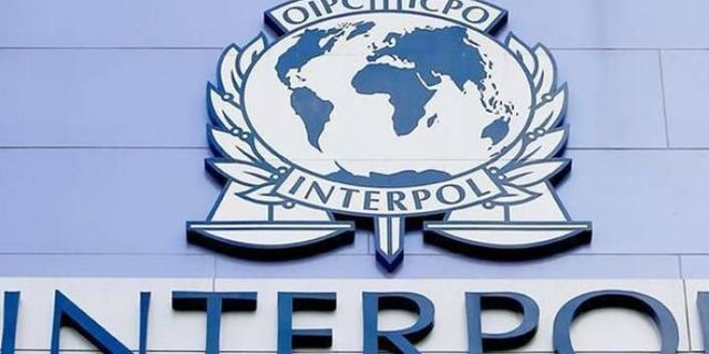 'Kıbrıs’a Interpol girse hükümet kalmaz, o duvarı Kıbrıs'ta örmüşler'