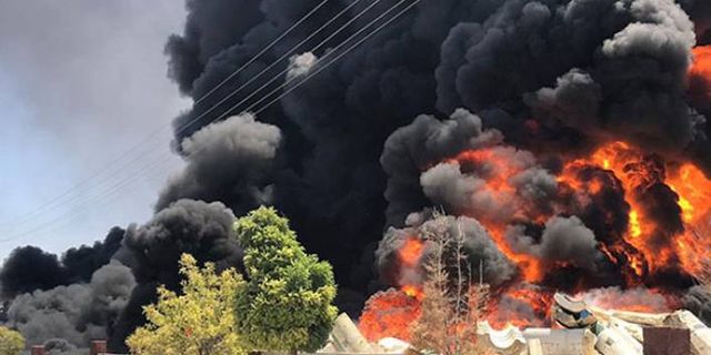 Antep’te patlama: Çevredeki evleri tehdit eden yangına ekiplerin müdahalesi sürüyor