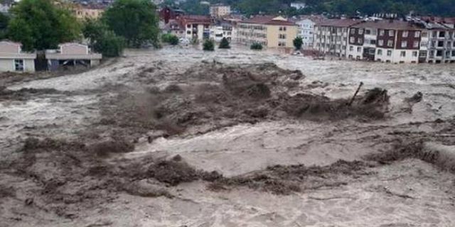 Batı Karadeniz'deki sel felaketi: Yaşamını yitirenlerin sayısı 70'e yükseldi