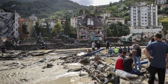 Bozkurt'taki sel felaketinde çöken apartmanın müteahhidi gözaltına alındı