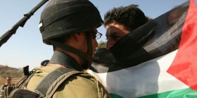 Filistin ile İsrail arasındaki 'barış müzakereleri' ertelendi